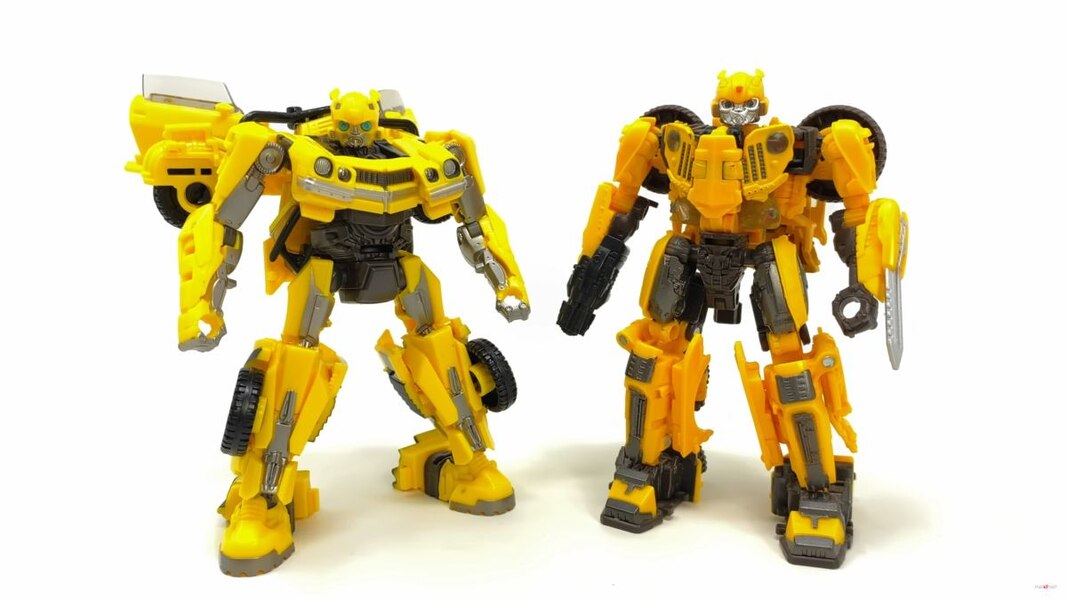 In Hand Image Of Transformers Rise Of The Beasts SS 100 Bumblebee  (16 of 44)